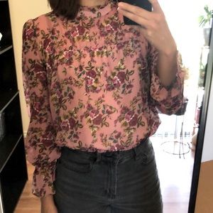 Floral long sleeve blouse
